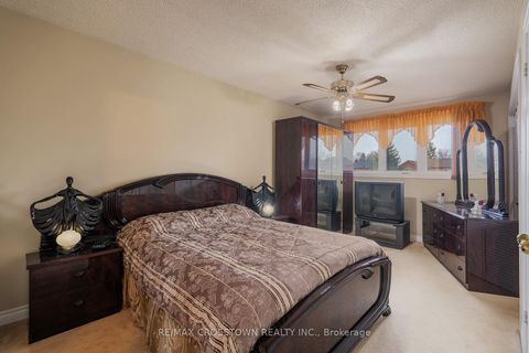 Photo 14 at 119 Fieldgate Drive, Maple, Vaughan