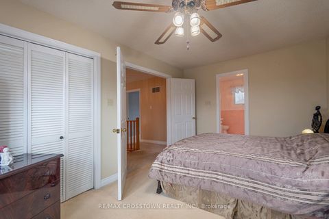 Photo 15 at 119 Fieldgate Drive, Maple, Vaughan