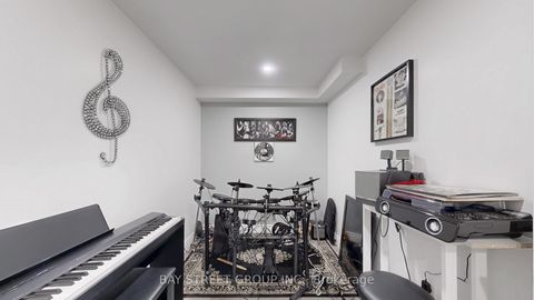 Photo 40 at 53 Priscilla's Place, Painswick South, Barrie