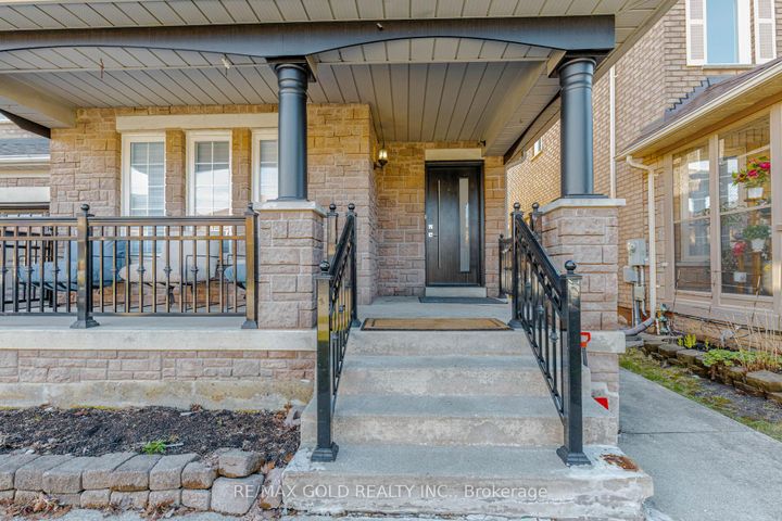 Photo 2 at 23 Wild Indigo Crescent, Wellington, Brampton