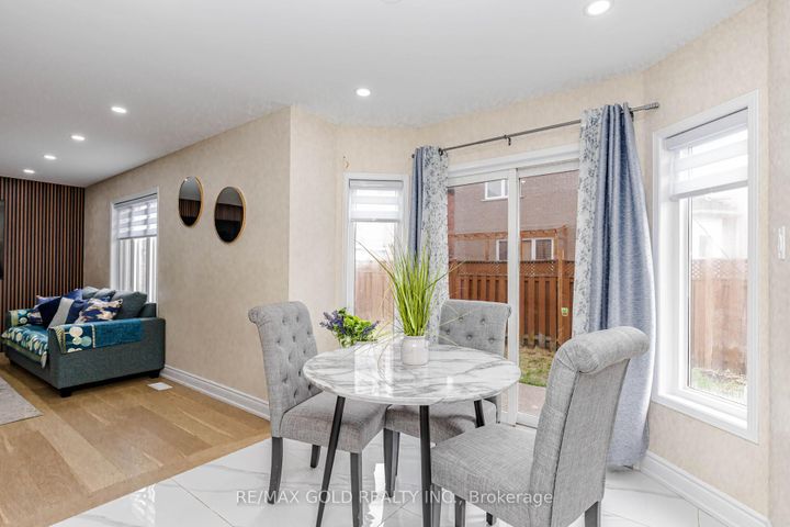 Photo 15 at 23 Wild Indigo Crescent, Wellington, Brampton