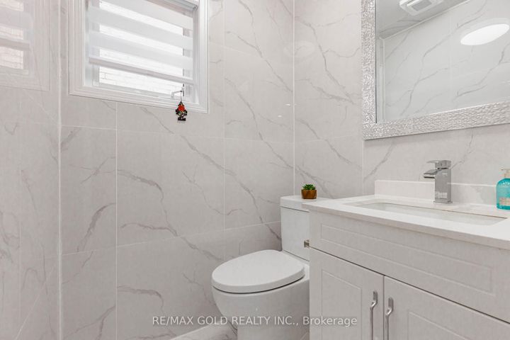 Photo 26 at 23 Wild Indigo Crescent, Wellington, Brampton