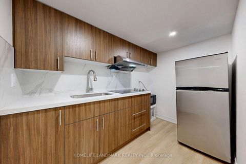 Photo 18 at 82 Baywell Crescent, Bayview Wellington, Aurora