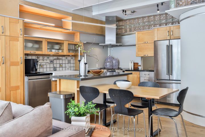 Photo 14 at 301 Keewatin Avenue, Mount Pleasant East, Toronto