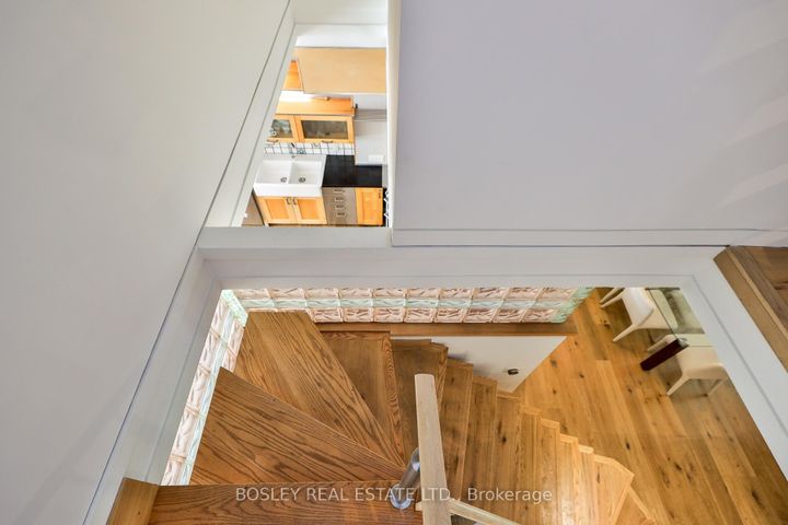 Photo 18 at 301 Keewatin Avenue, Mount Pleasant East, Toronto