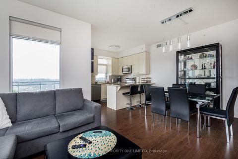Photo 8 at 511 - 24 Woodstream Boulevard, Vaughan Grove, Vaughan