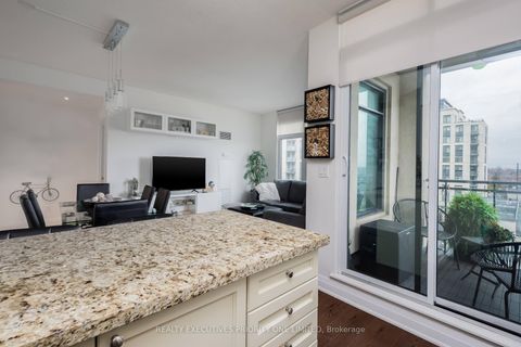 Photo 14 at 511 - 24 Woodstream Boulevard, Vaughan Grove, Vaughan