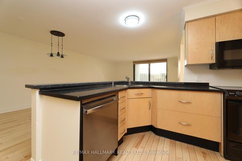 Photo 17 at 106 - 212 St. George Street, Annex, Toronto