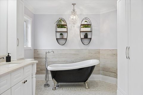 Photo 23 at 9 Elder Crescent, Brooklin, Whitby