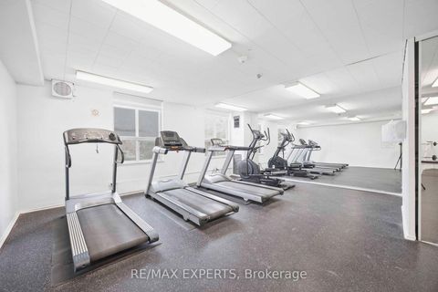 Photo 28 at 1417 - 5 Shady Golfway, Flemingdon Park, Toronto