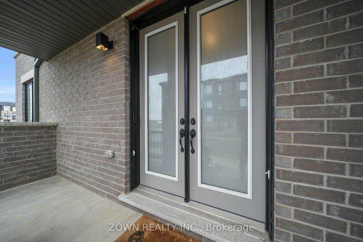 Photo 5 at 3 Tennant Circle, Vellore Village, Vaughan