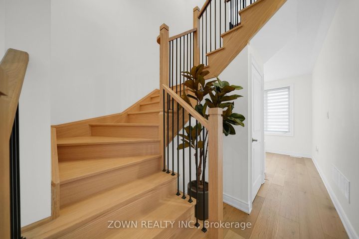 Photo 11 at 3 Tennant Circle, Vellore Village, Vaughan