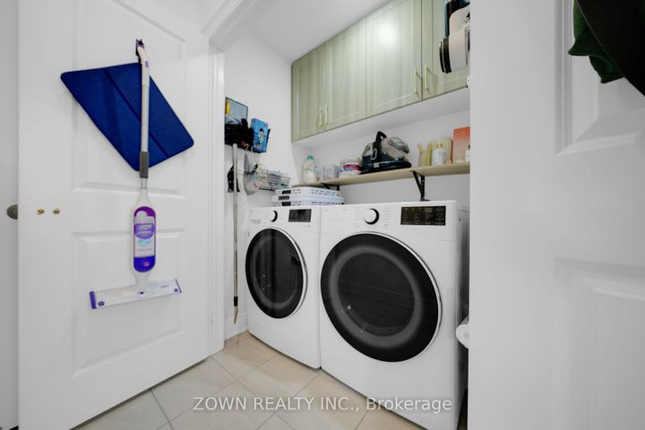 Photo 17 at 3 Tennant Circle, Vellore Village, Vaughan