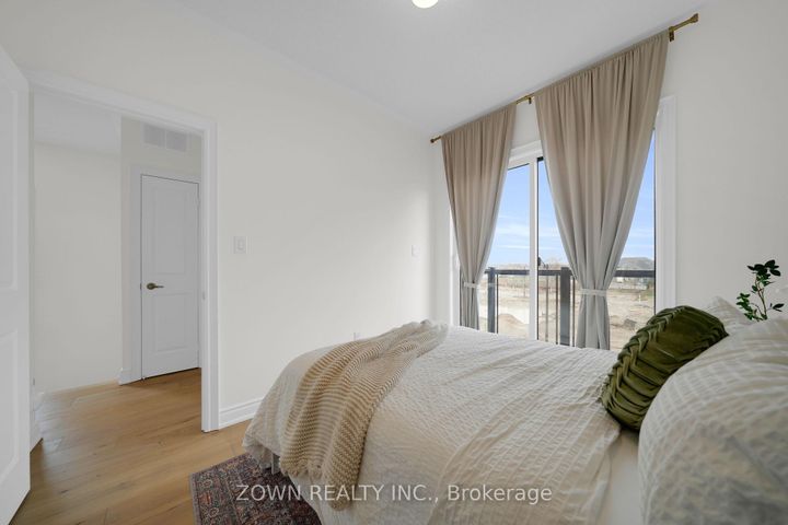 Photo 38 at 3 Tennant Circle, Vellore Village, Vaughan