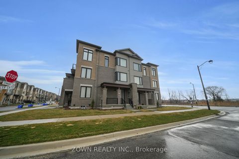 Photo 4 at 3 Tennant Circle, Vellore Village, Vaughan