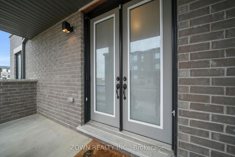 Photo 5 at 3 Tennant Circle, Vellore Village, Vaughan