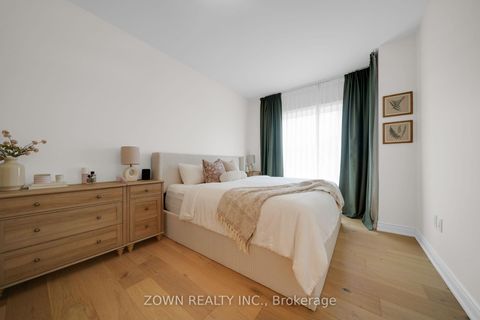 Photo 41 at 3 Tennant Circle, Vellore Village, Vaughan