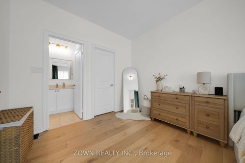 Photo 44 at 3 Tennant Circle, Vellore Village, Vaughan