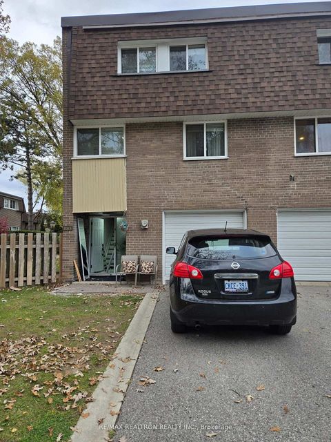 Photo 1 at 885 - 36 Tandridge Crescent, Old Rexdale, Toronto