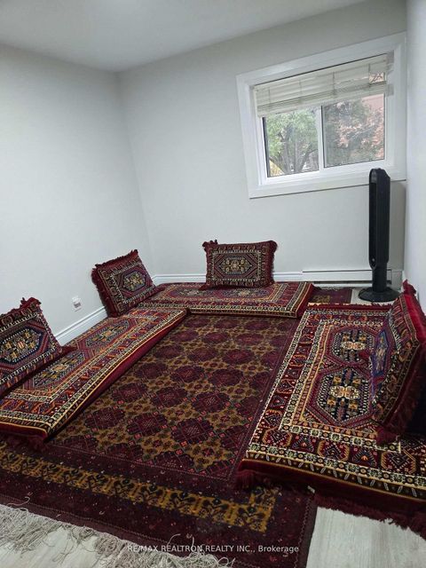 Photo 11 at 885 - 36 Tandridge Crescent, Old Rexdale, Toronto