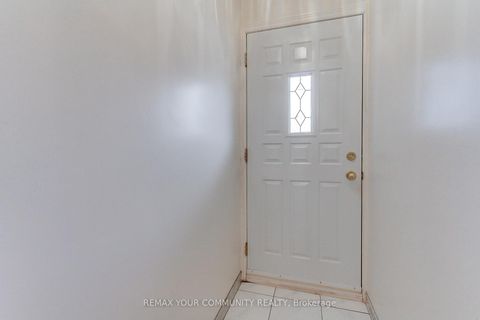 Photo 4 at 48 North Woodrow Boulevard, Birchmount, Toronto
