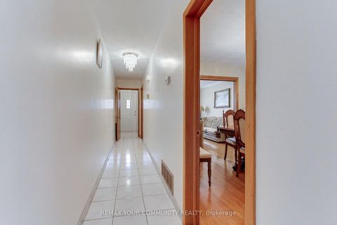 Photo 5 at 48 North Woodrow Boulevard, Birchmount, Toronto