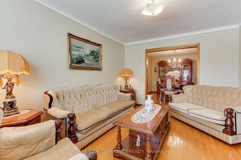 Photo 9 at 48 North Woodrow Boulevard, Birchmount, Toronto