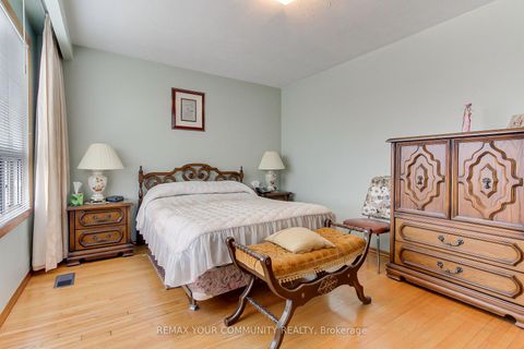 Photo 18 at 48 North Woodrow Boulevard, Birchmount, Toronto
