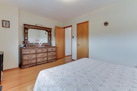 Photo 21 at 48 North Woodrow Boulevard, Birchmount, Toronto