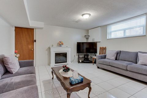 Photo 27 at 48 North Woodrow Boulevard, Birchmount, Toronto