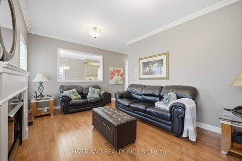 Photo 21 at 8 Westchester Crescent, Berczy, Markham