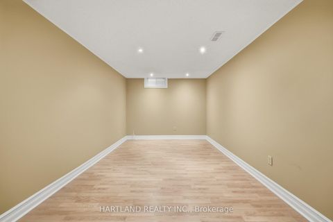 Photo 40 at 8 Westchester Crescent, Berczy, Markham