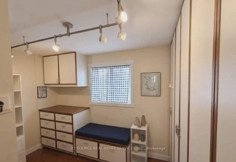 Photo 1 at 27 Kathrose Drive, Pleasant View, Toronto