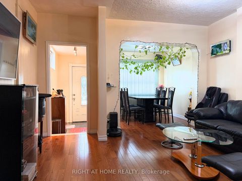 Photo 4 at 785 Lansdowne Avenue, Junction, Toronto