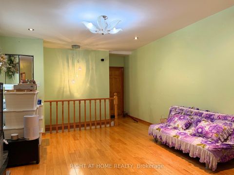 Photo 19 at 785 Lansdowne Avenue, Junction, Toronto