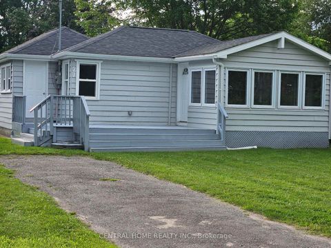 Photo 1 at 27 Blue Heron Drive, Pefferlaw, Georgina