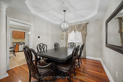 Photo 7 at 84 Worthington Avenue, Oak Ridges Lake Wilcox, Richmond Hill