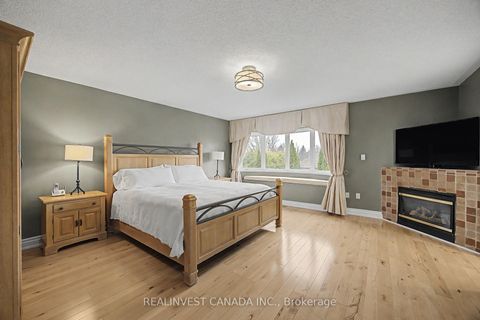Photo 18 at 84 Worthington Avenue, Oak Ridges Lake Wilcox, Richmond Hill