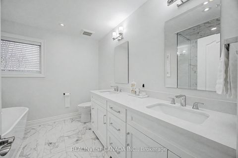 Photo 20 at 84 Worthington Avenue, Oak Ridges Lake Wilcox, Richmond Hill