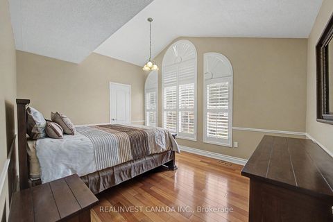 Photo 22 at 84 Worthington Avenue, Oak Ridges Lake Wilcox, Richmond Hill