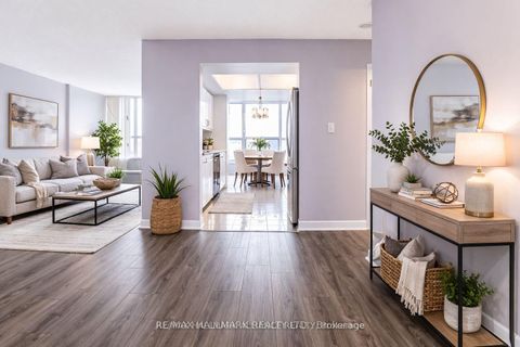 Photo 4 at 707 - 3 Rowntree Road, Jamestown, Toronto