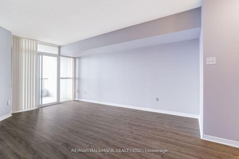 Photo 15 at 707 - 3 Rowntree Road, Jamestown, Toronto