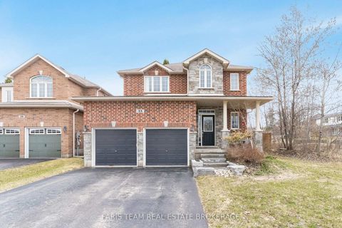 Photo 0 at 33 Auburn Court, Ardagh, Barrie