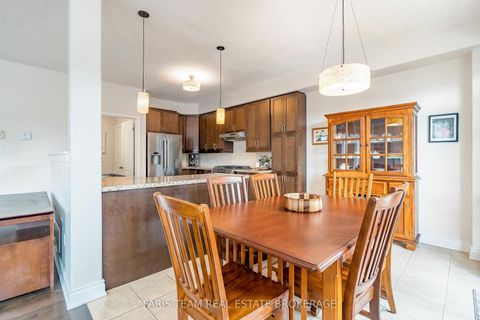 Photo 9 at 33 Auburn Court, Ardagh, Barrie