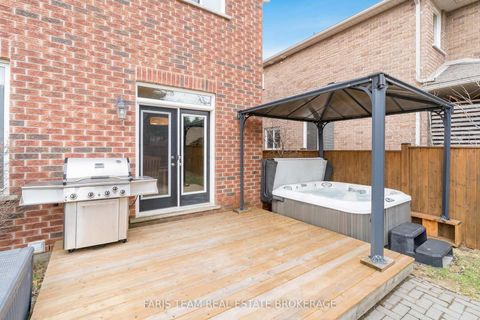 Photo 35 at 33 Auburn Court, Ardagh, Barrie