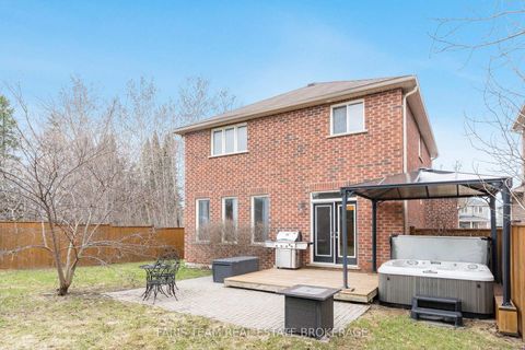 Photo 37 at 33 Auburn Court, Ardagh, Barrie