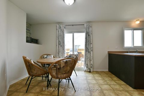 Photo 3 at 215 Montreal Street, Stayner, Clearview