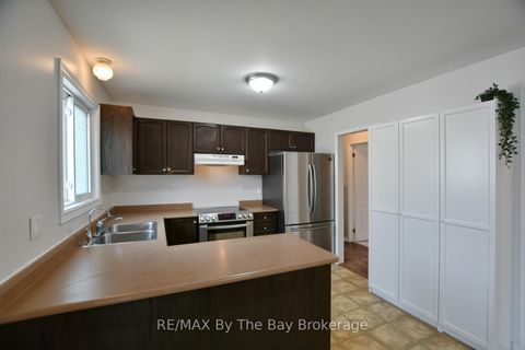 Photo 12 at 215 Montreal Street, Stayner, Clearview