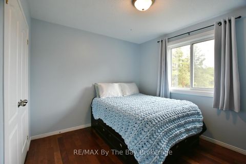 Photo 18 at 215 Montreal Street, Stayner, Clearview