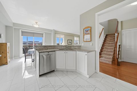 Photo 11 at 76 Succession Crescent, Shore, Barrie